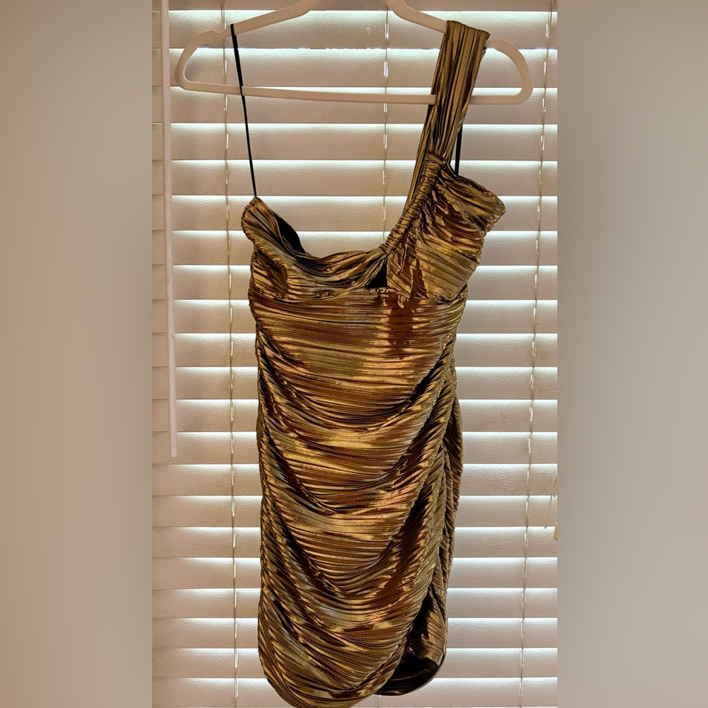 ASTR the Label Golda Dress Gold One-Shoulder Ruched Dress
